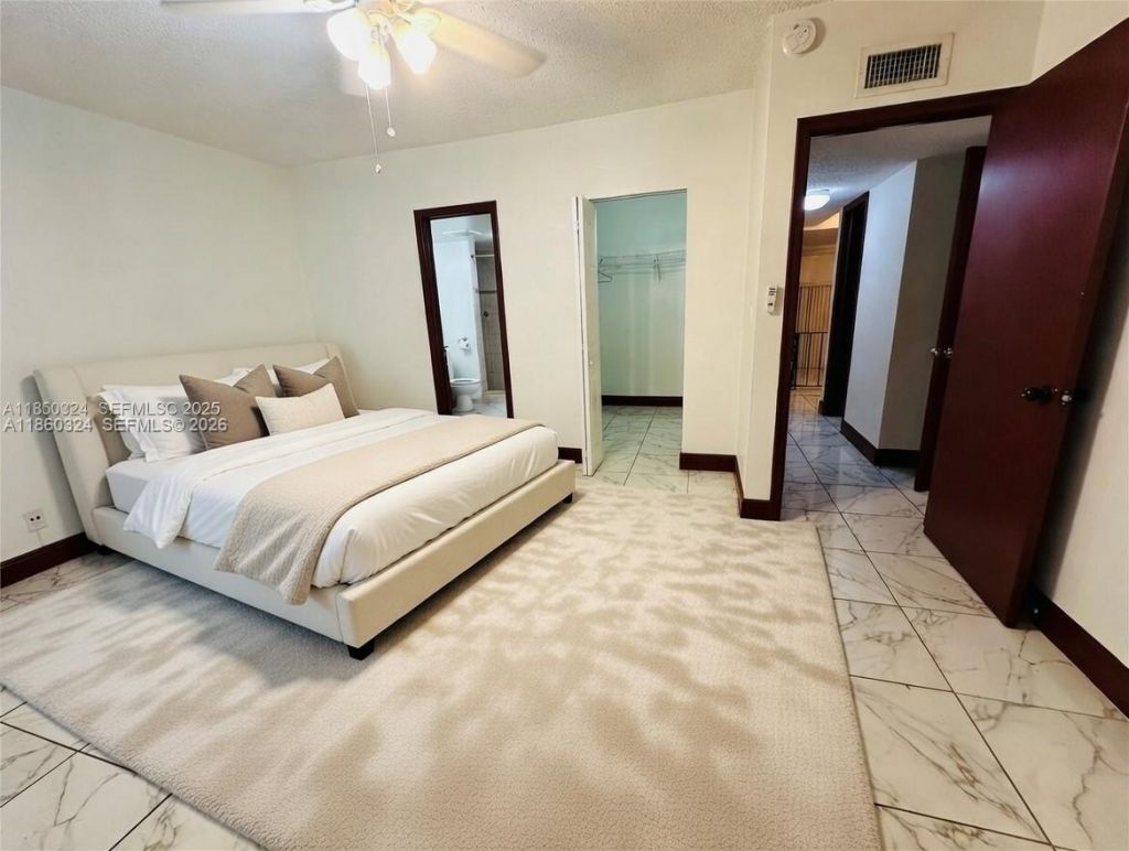 4850 SW 63rd Ter, Unit 323, Davie, FL 33314 Photo