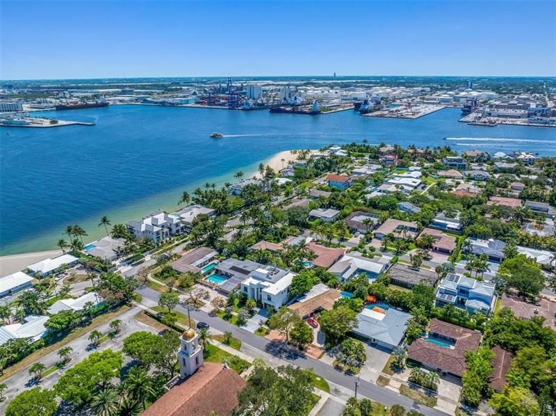 2001 Marietta Drive, Fort Lauderdale, FL 33316 Photo