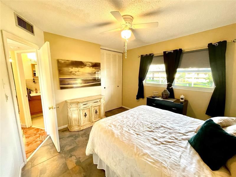 5071 W Oakland Park Boulevard, Unit 211, Lauderdale Lakes, FL 33313 Photo