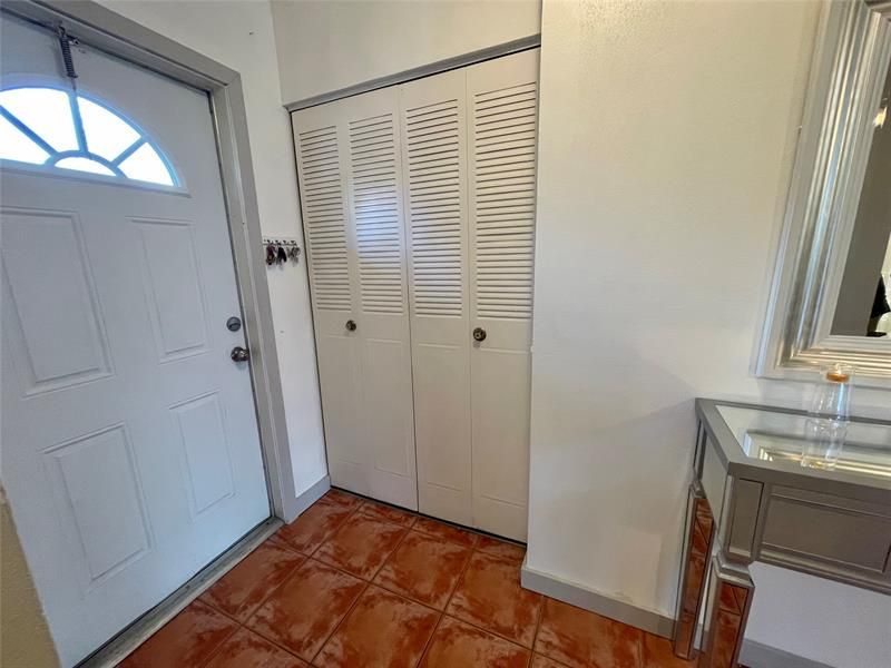 5071 W Oakland Park Boulevard, Unit 211, Lauderdale Lakes, FL 33313 Photo