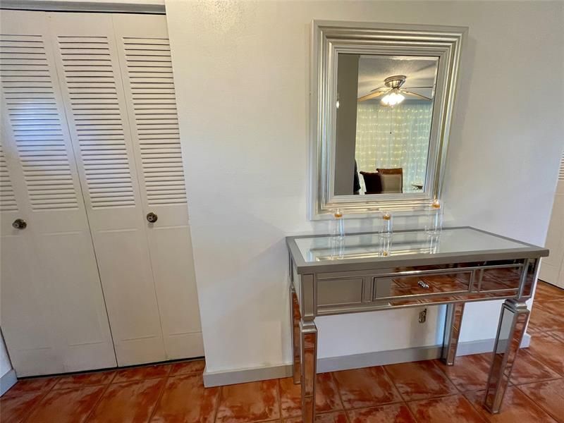 5071 W Oakland Park Boulevard, Unit 211, Lauderdale Lakes, FL 33313 Photo