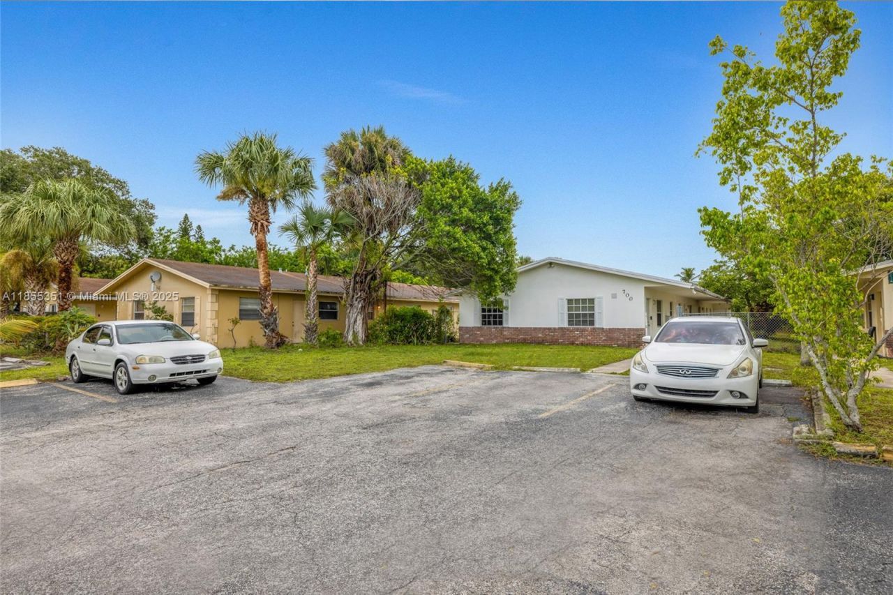 700 SW 16th Ave, Fort Lauderdale, FL 33312 Photo