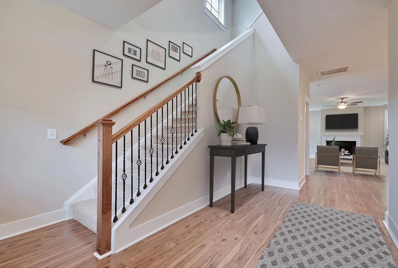 5000 Connor Court Photo 4