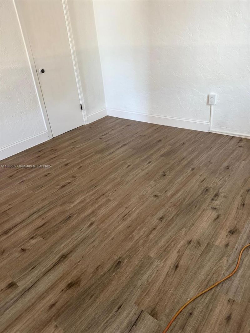 1432 NE 163rd St, Unit 2, North Miami Beach, FL 33162 Photo