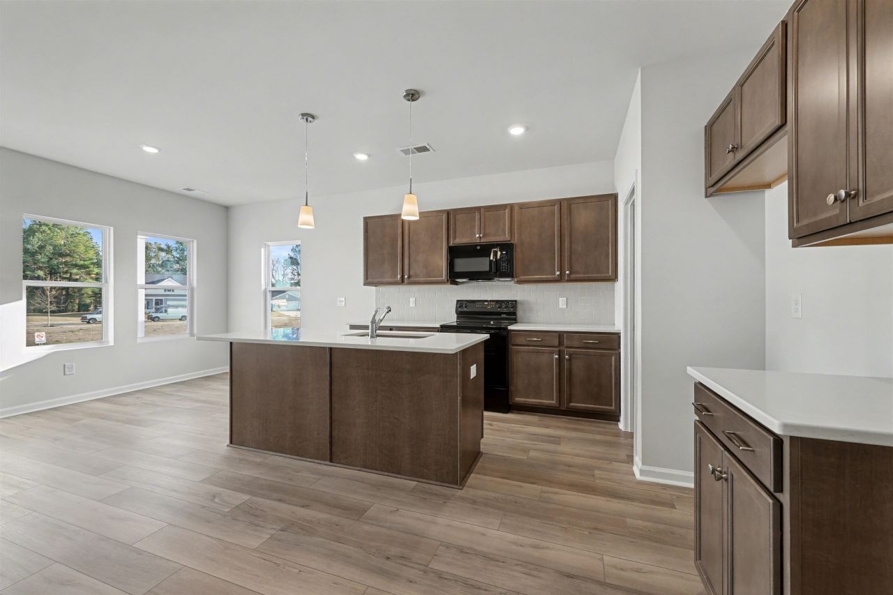 1118 Hainer Place Dr Photo 4