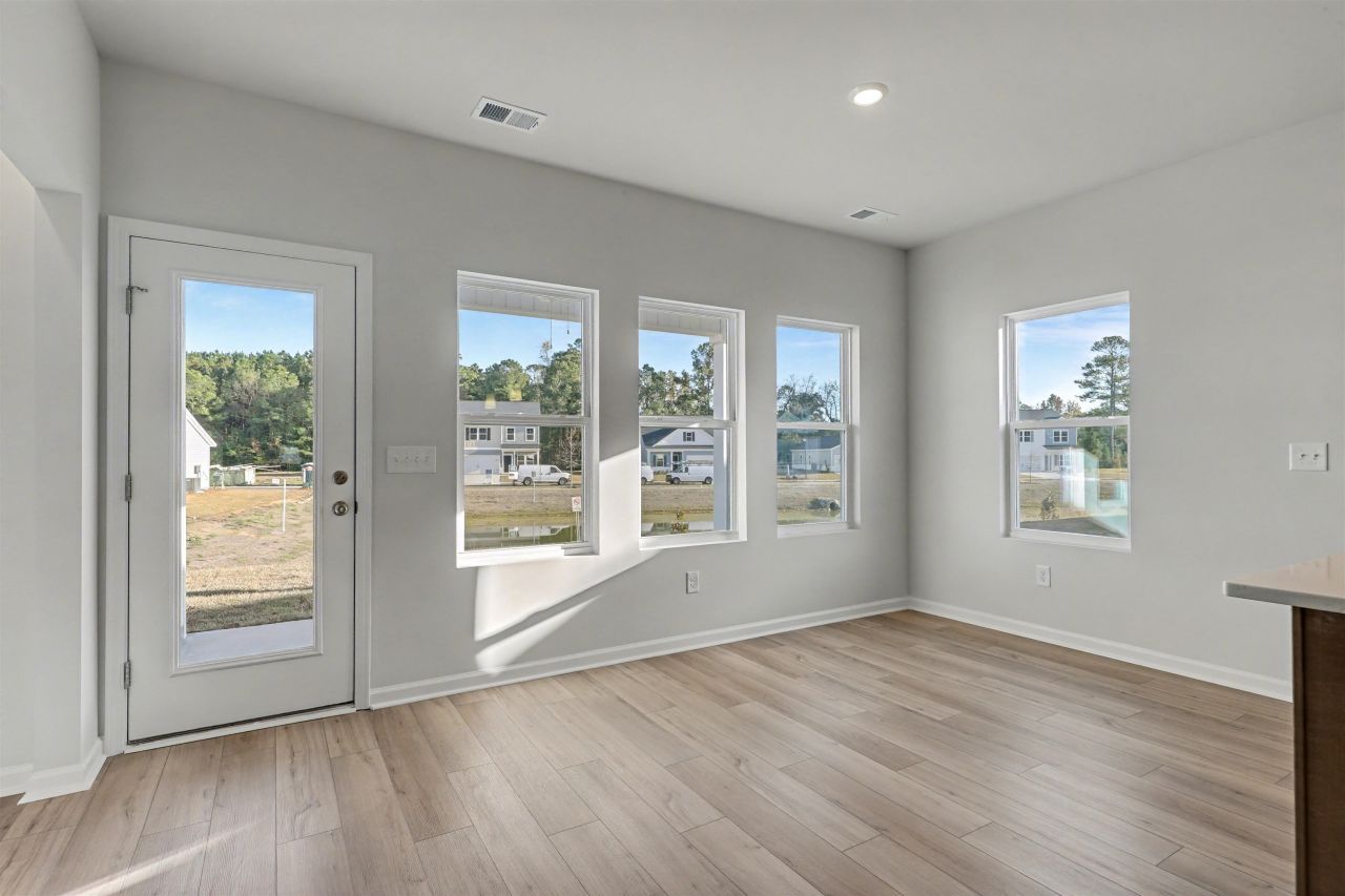 1118 Hainer Place Dr Photo 6