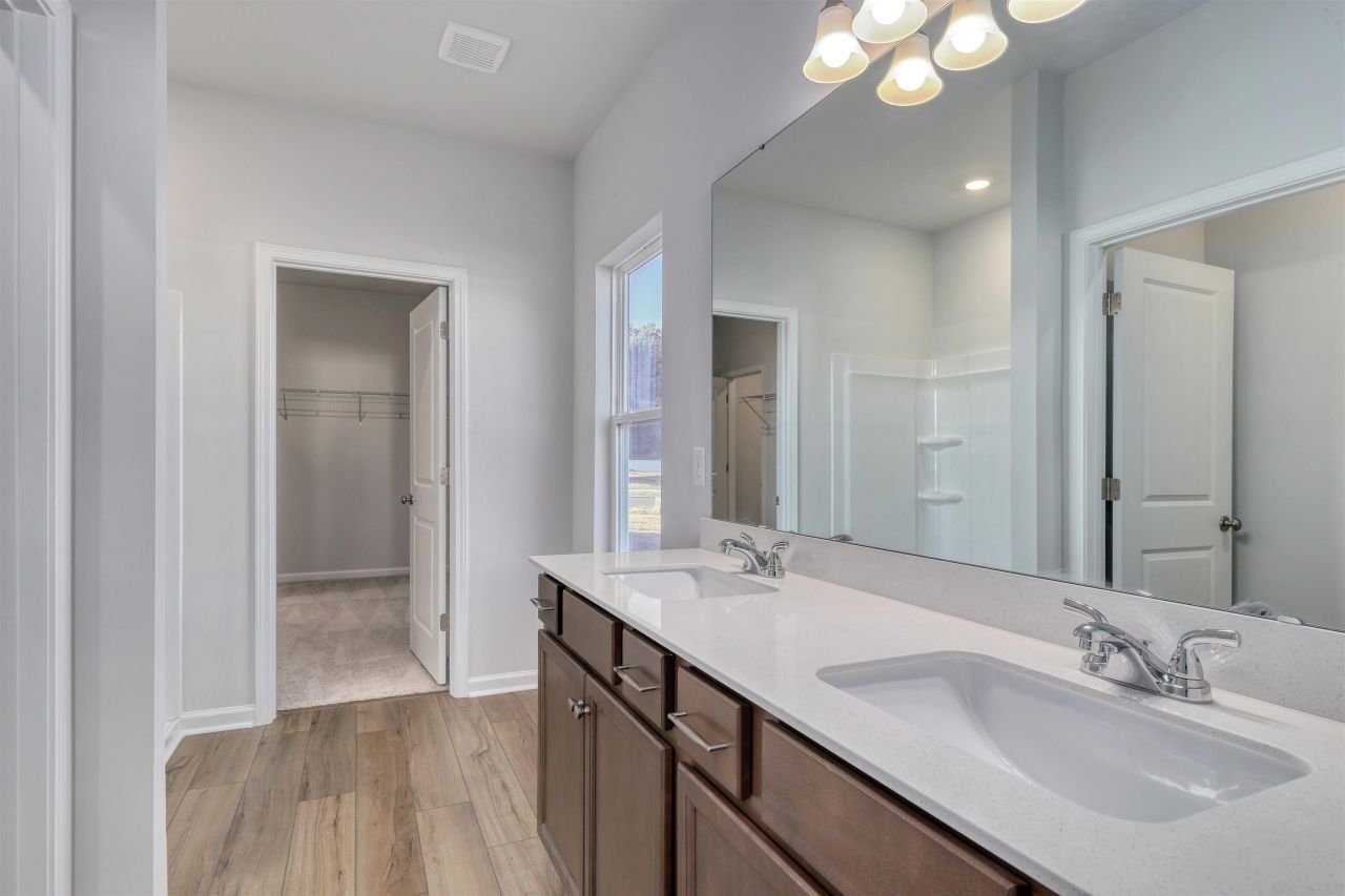 1118 Hainer Place Dr Photo 9