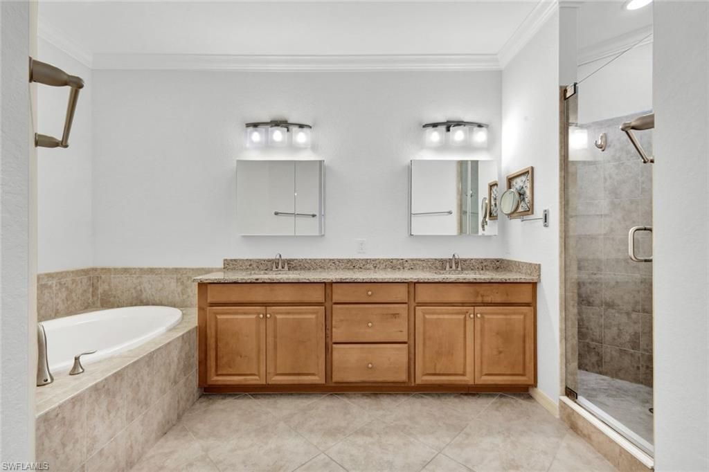 10240 Cobble Notch Loop, Unit 201, Bonita Springs, FL 34135 Photo