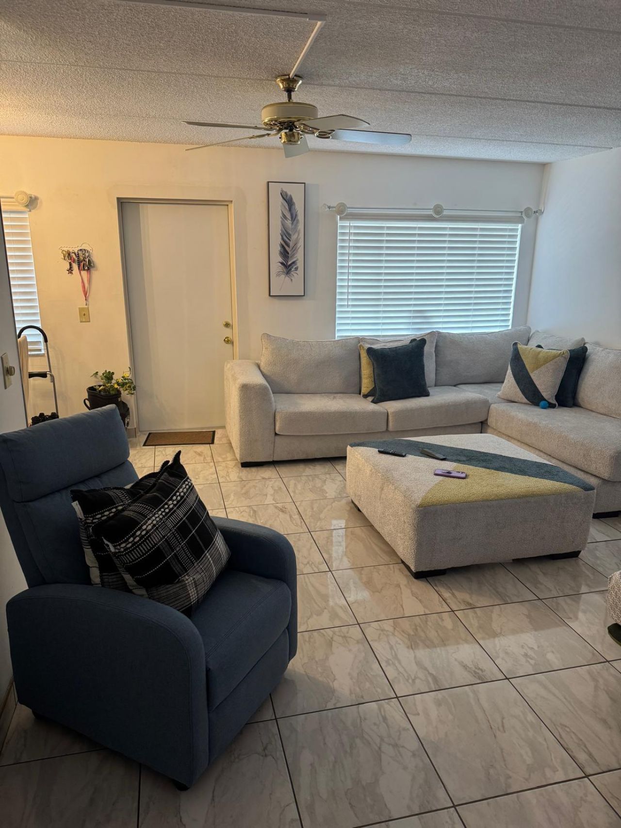 555 Purdy Lane, Unit 203, Palm Springs, FL 33461 Photo