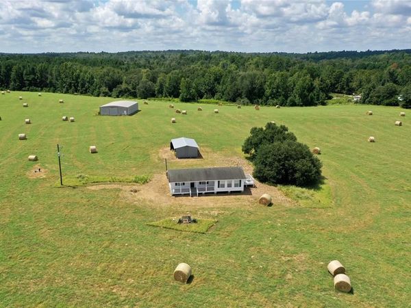 11697 FM 1511, Buffalo, TX 75831