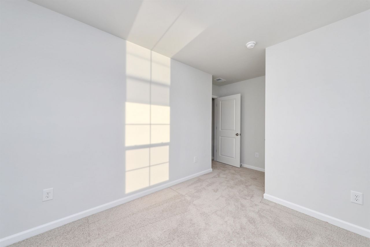 3431 Logan St. Photo 4