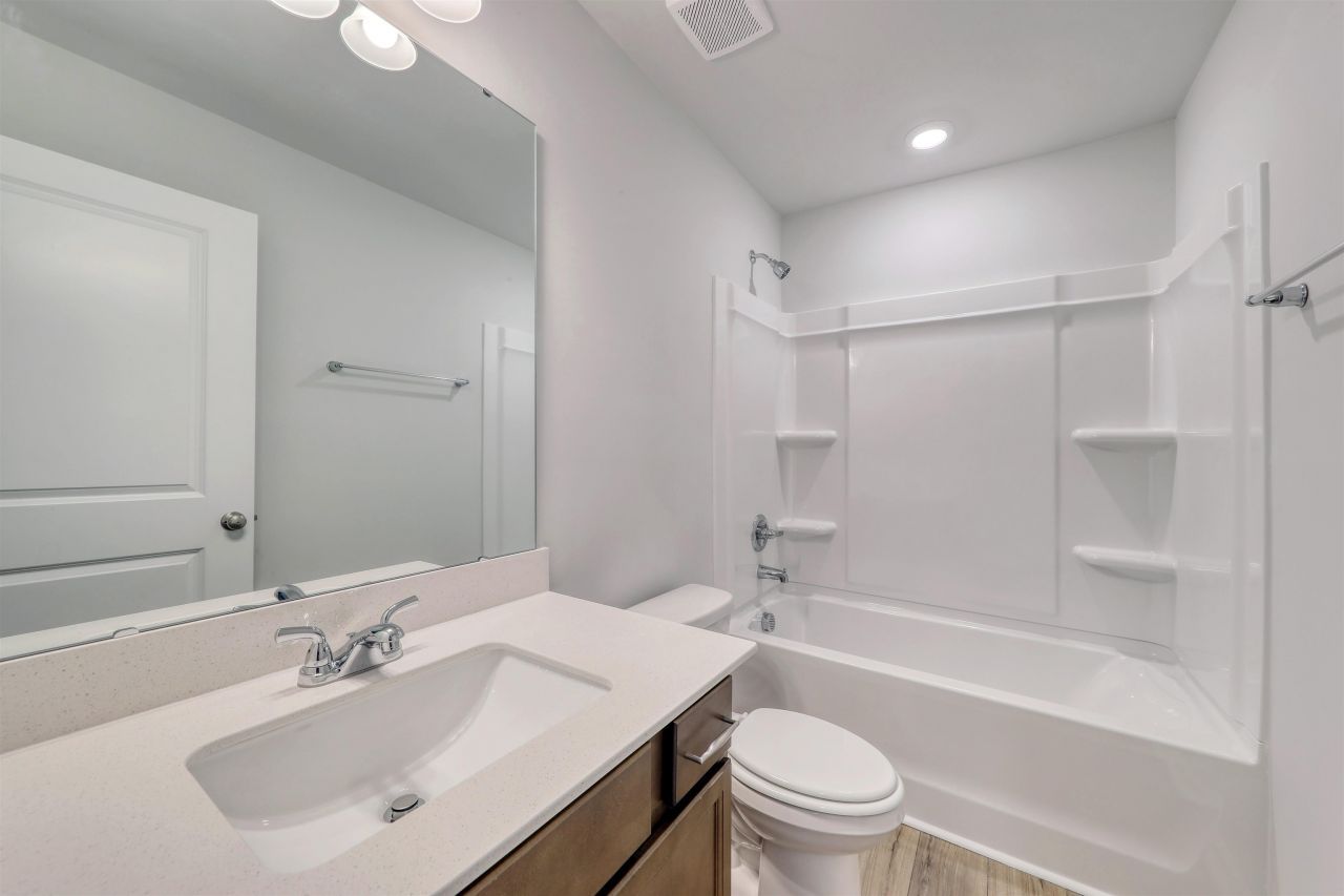 3431 Logan St. Photo 6