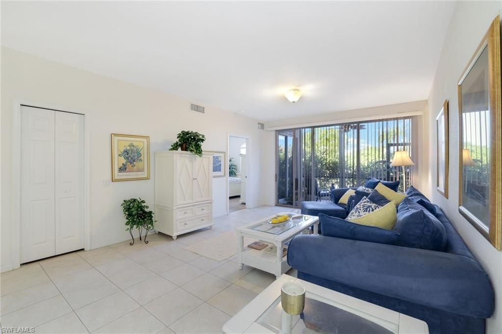 10049 Heather Ln, Unit 101, Naples, FL 34119 Photo
