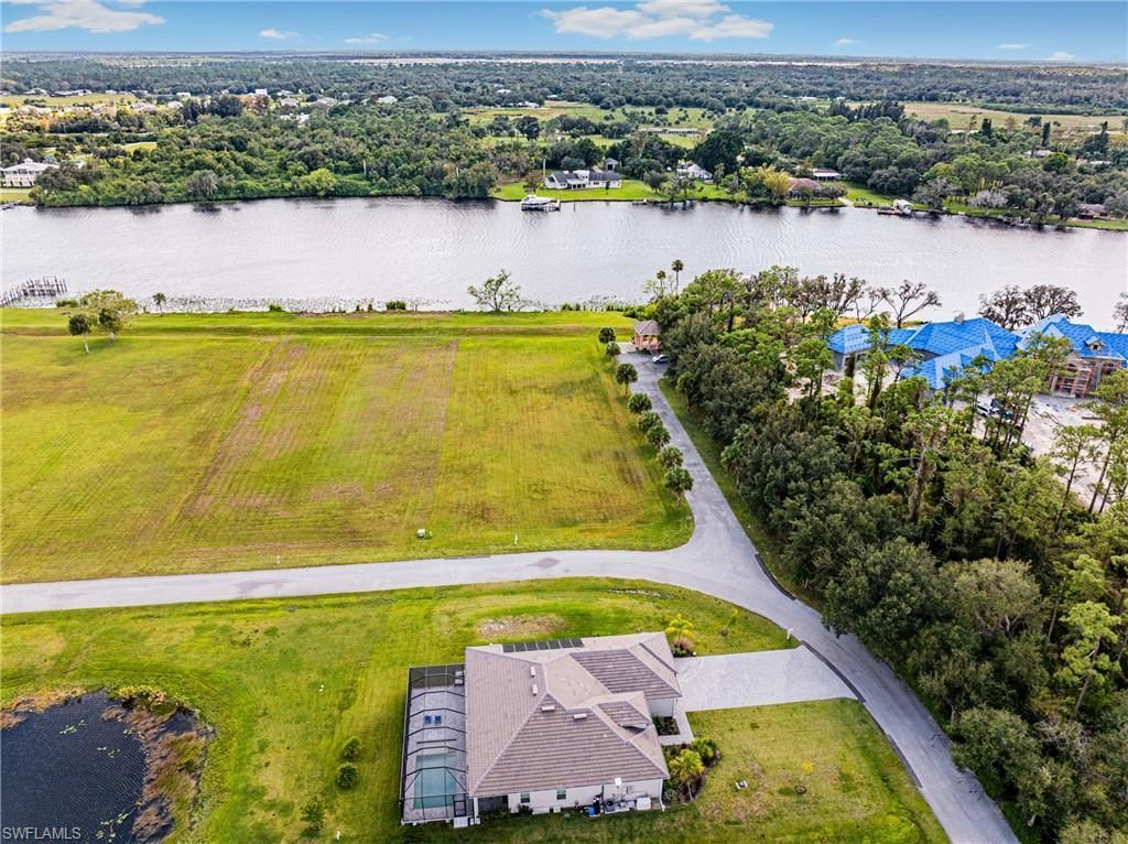 17109 Serengeti Cir, Alva, FL 33920 Photo