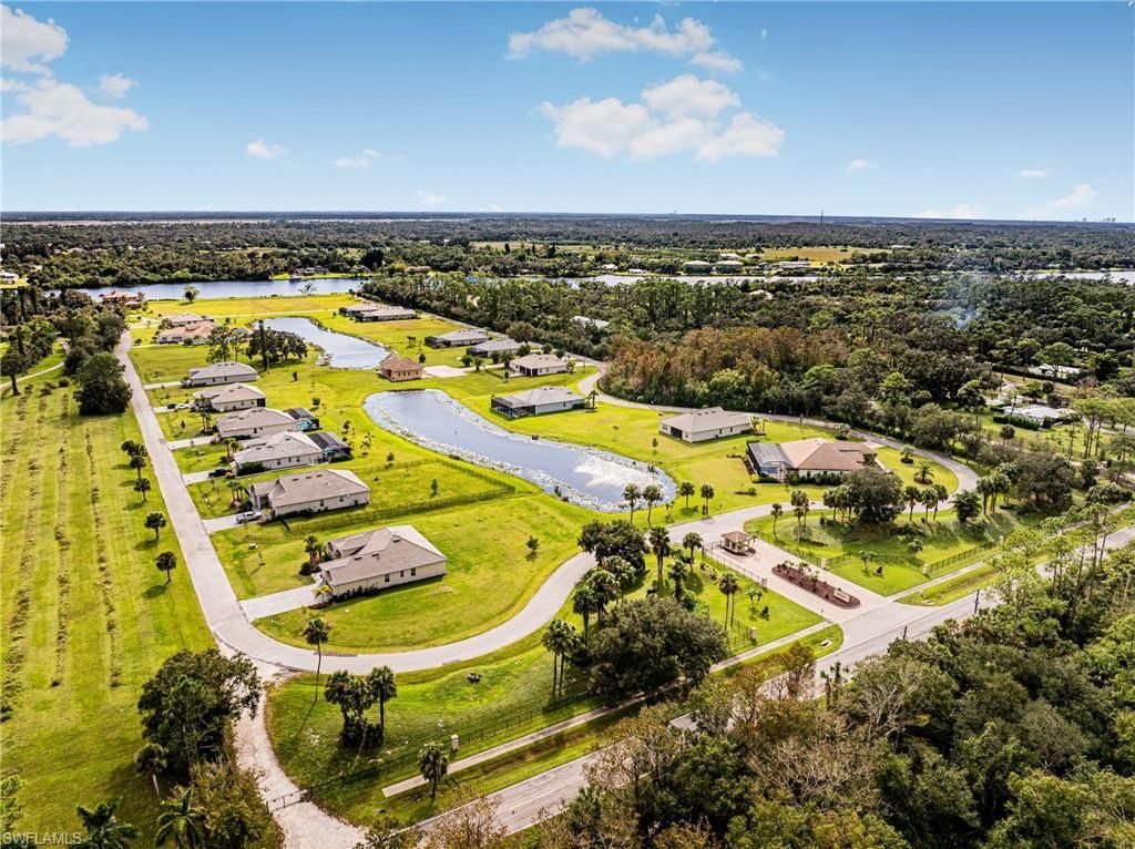 17109 Serengeti Cir, Alva, FL 33920 Photo