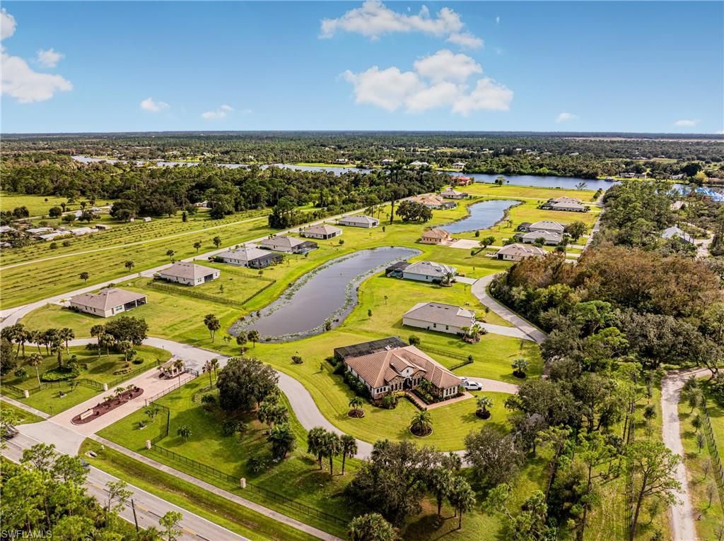 17109 Serengeti Cir, Alva, FL 33920 Photo