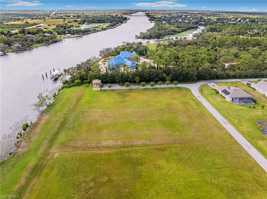 17109 Serengeti Cir, Alva, FL 33920 Photo