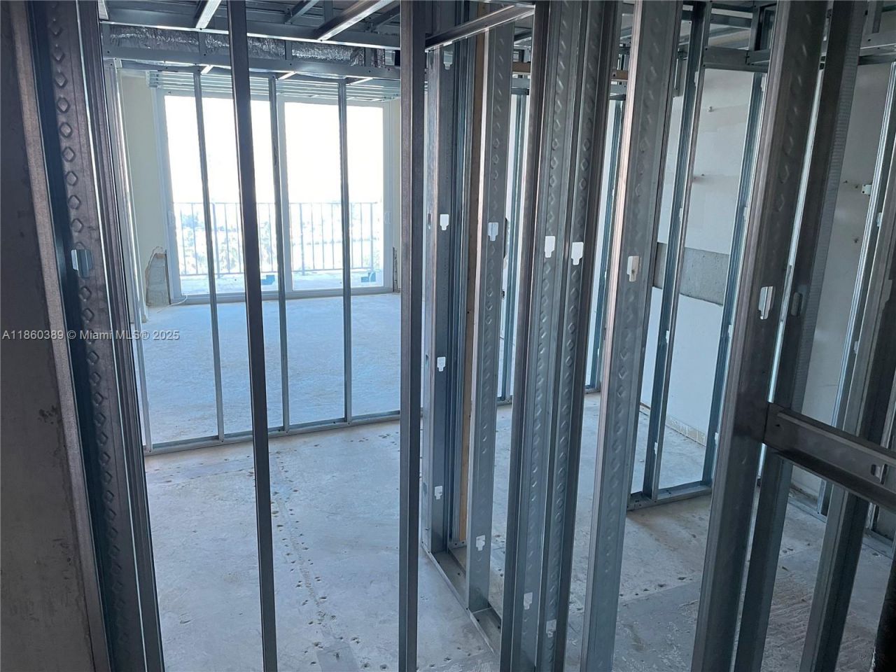 4101 Pine Tree Dr, Unit 926,925, Miami Beach, FL 33140 Photo