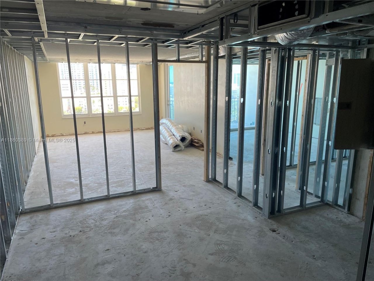 4101 Pine Tree Dr, Unit 926,925, Miami Beach, FL 33140 Photo