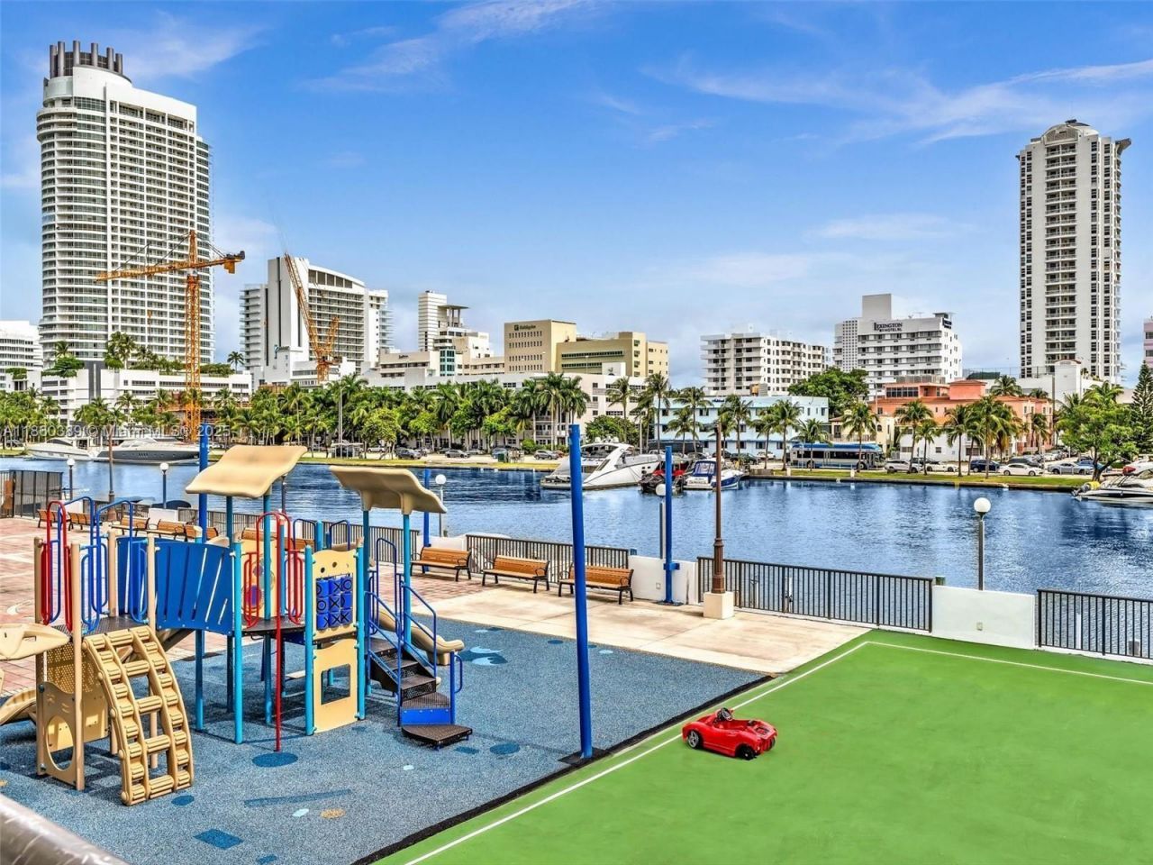 4101 Pine Tree Dr, Unit 926,925, Miami Beach, FL 33140 Photo