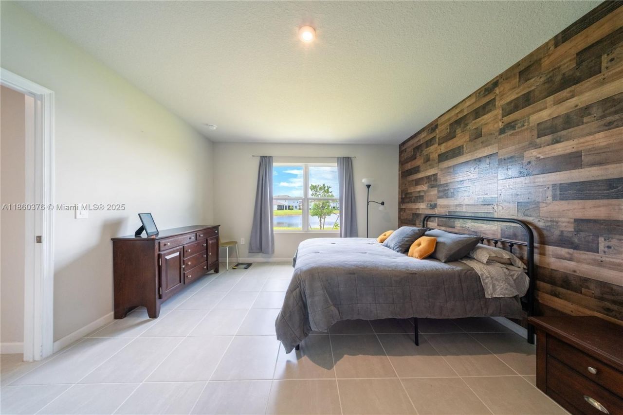 9454 SW Libertas Way, Port Saint Lucie, FL 34987 Photo