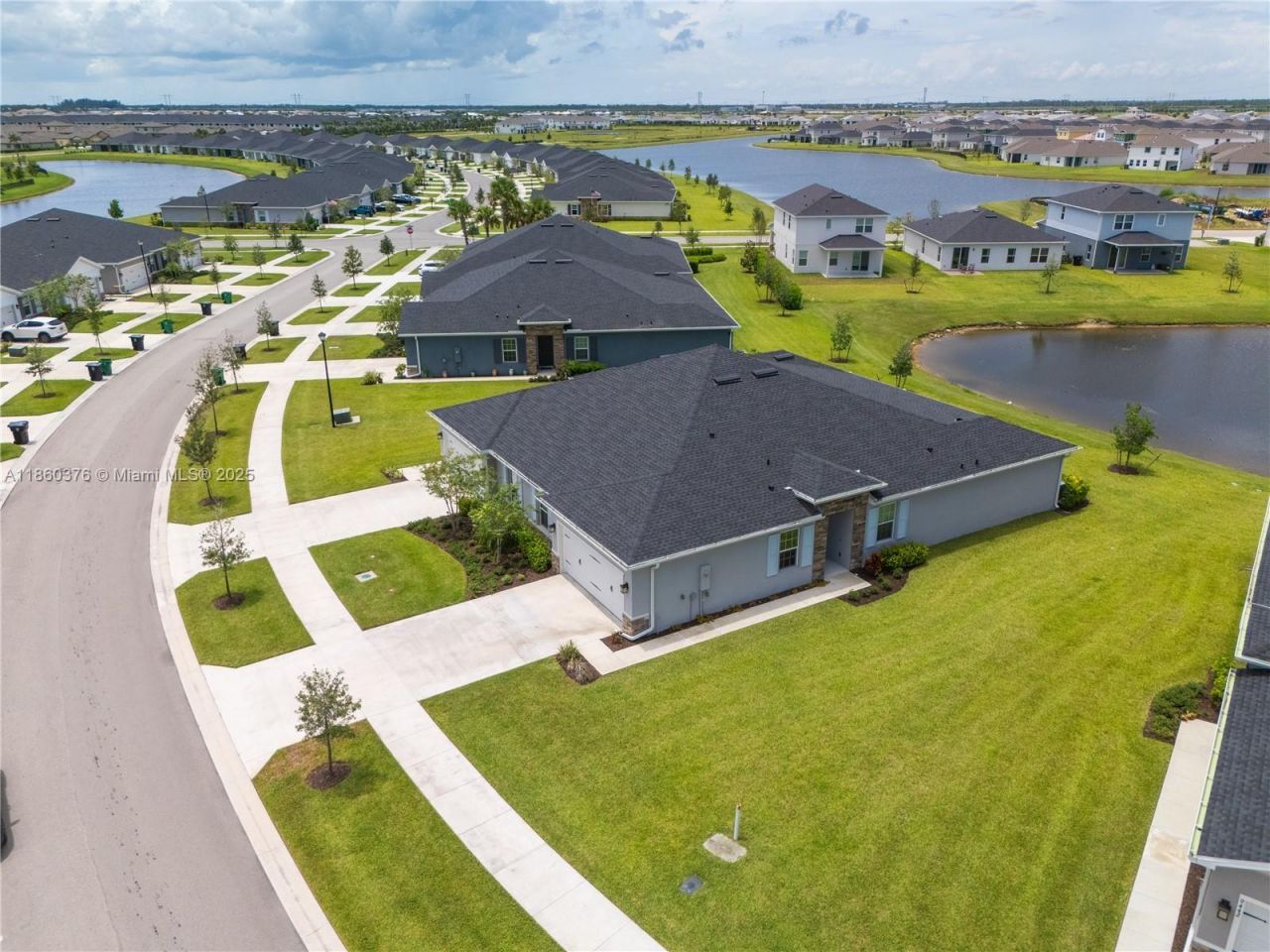 9454 SW Libertas Way, Port Saint Lucie, FL 34987 Photo