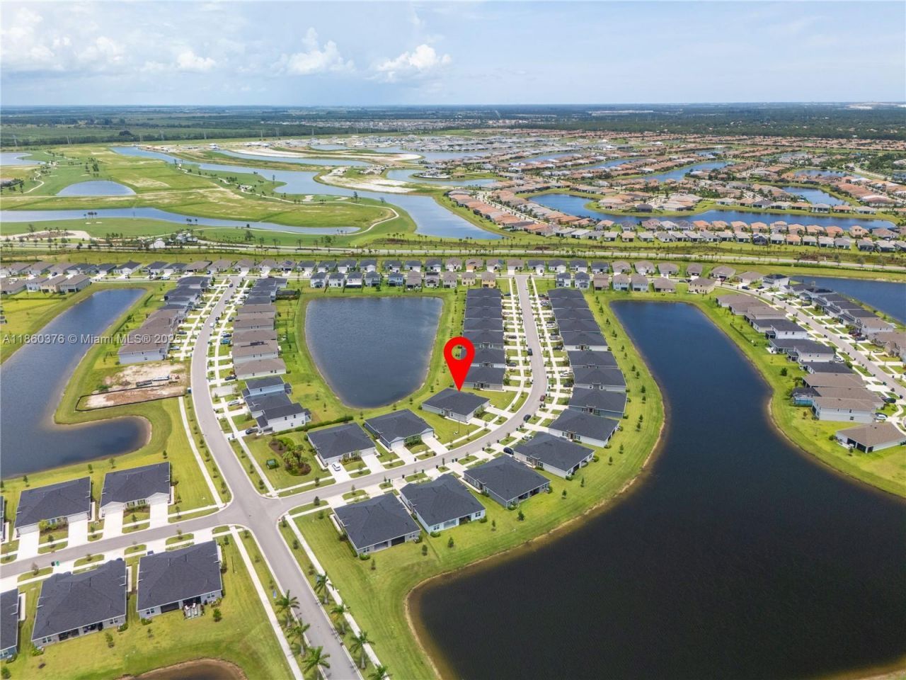 9454 SW Libertas Way, Port Saint Lucie, FL 34987 Photo