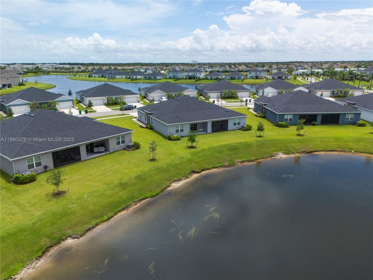 9454 SW Libertas Way, Port Saint Lucie, FL 34987 Photo