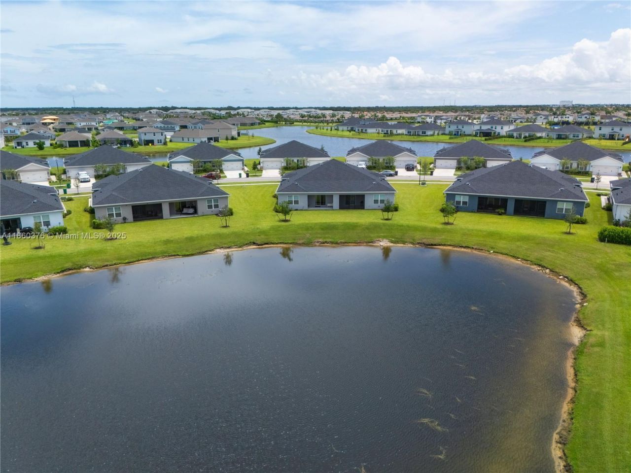 9454 SW Libertas Way, Port Saint Lucie, FL 34987 Photo