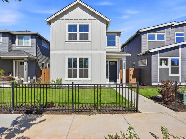 60852 SE Epic Place, Bend, OR 97702