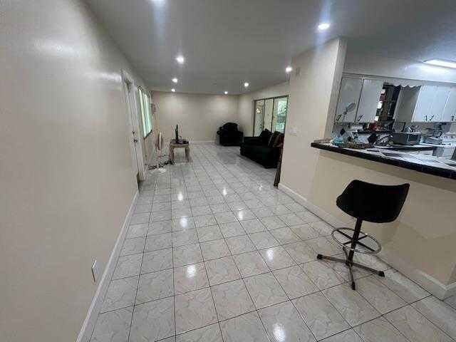 330 Long Island Avenue, Fort Lauderdale, FL 33312 Photo