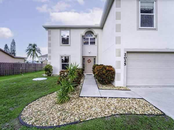 2025 SW Capeador Street, Port Saint Lucie, FL 34953