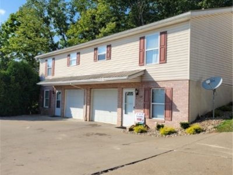 527 Ridge Avenue NE, New Philadelphia, OH 44663 Photo 4