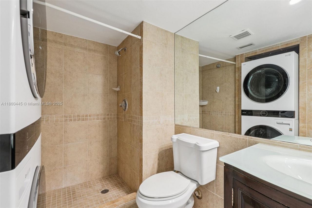 195 Lakeview Dr, Unit 105, Weston, FL 33326 Photo