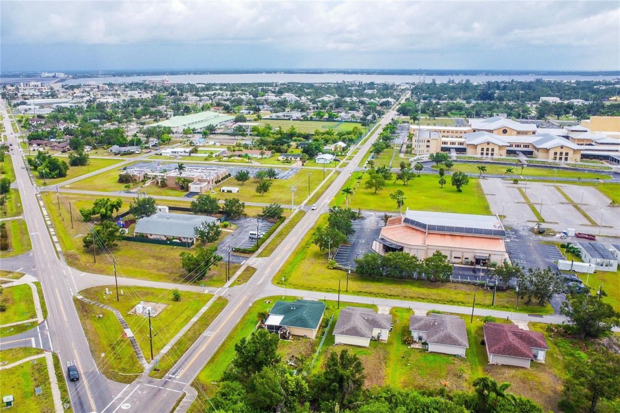 921 Henry Street, Punta Gorda, FL 33950 Photo