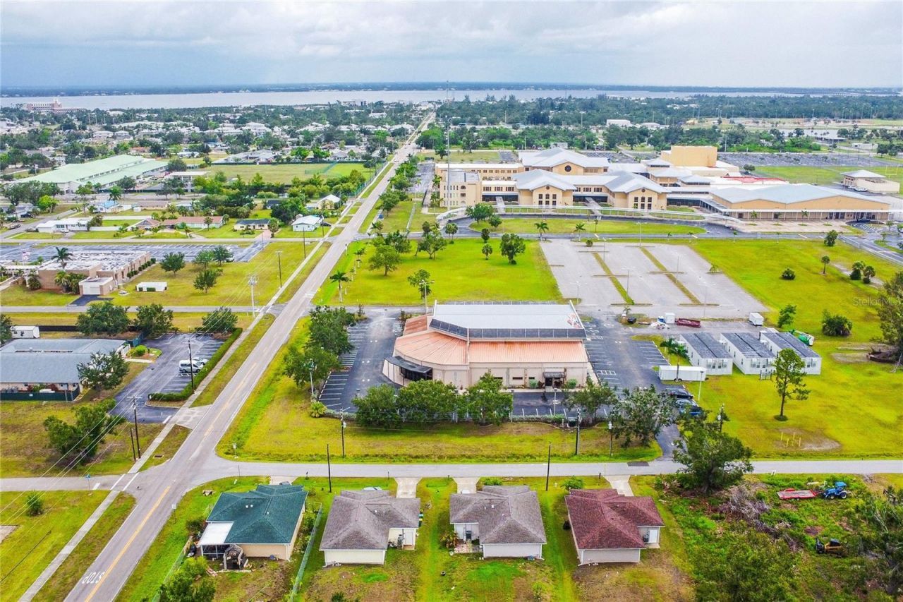 921 Henry Street, Punta Gorda, FL 33950 Photo