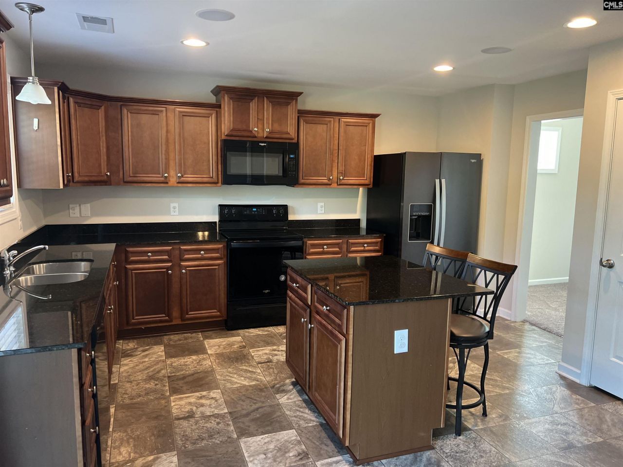 645 Teaberry Drive Photo 7