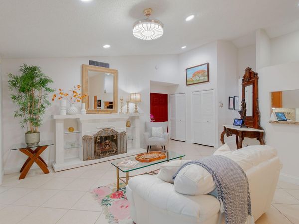 115 Ramblewood Circle, Royal Palm Beach, FL 33411