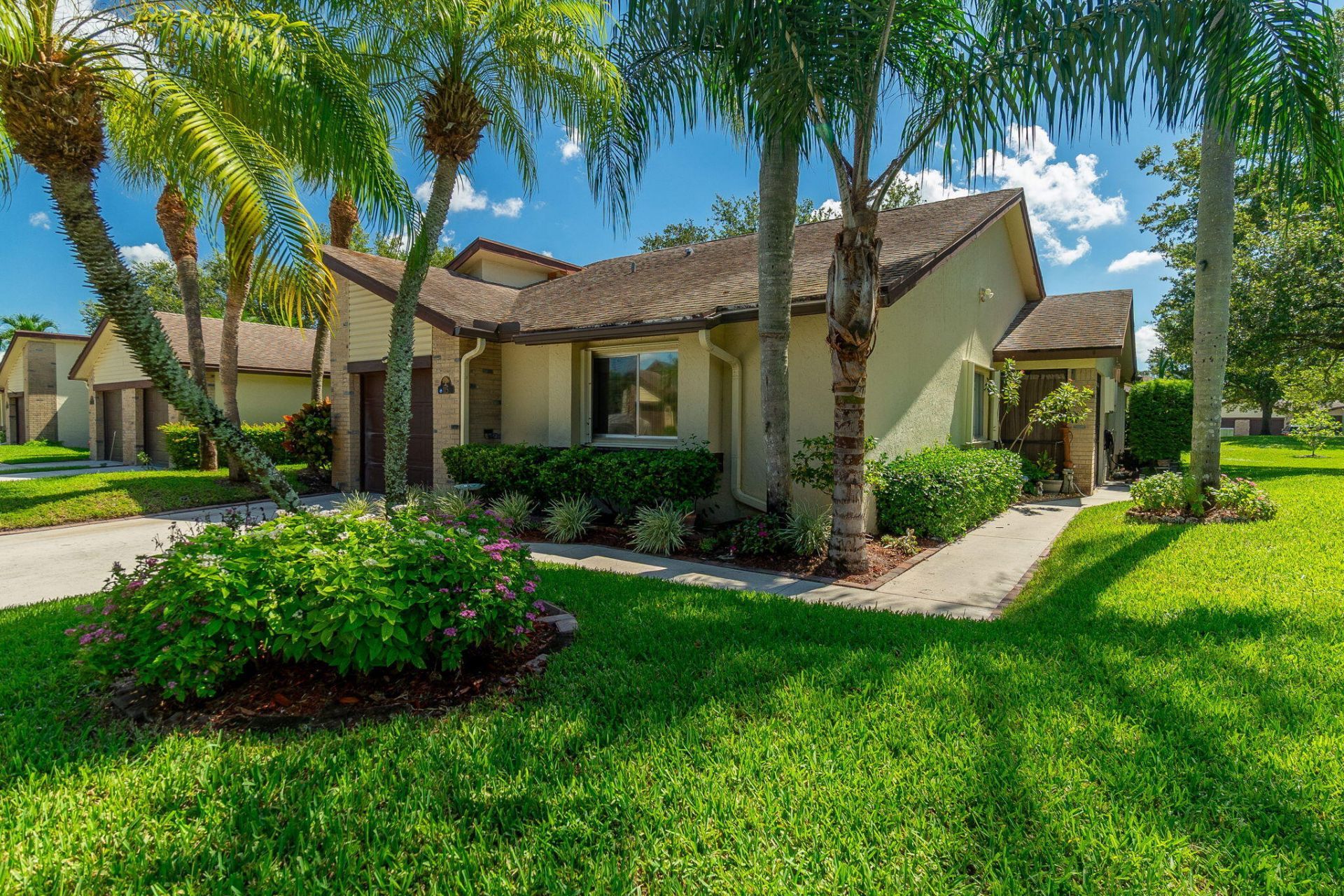 115 Ramblewood Circle, Royal Palm Beach, FL 33411 Photo