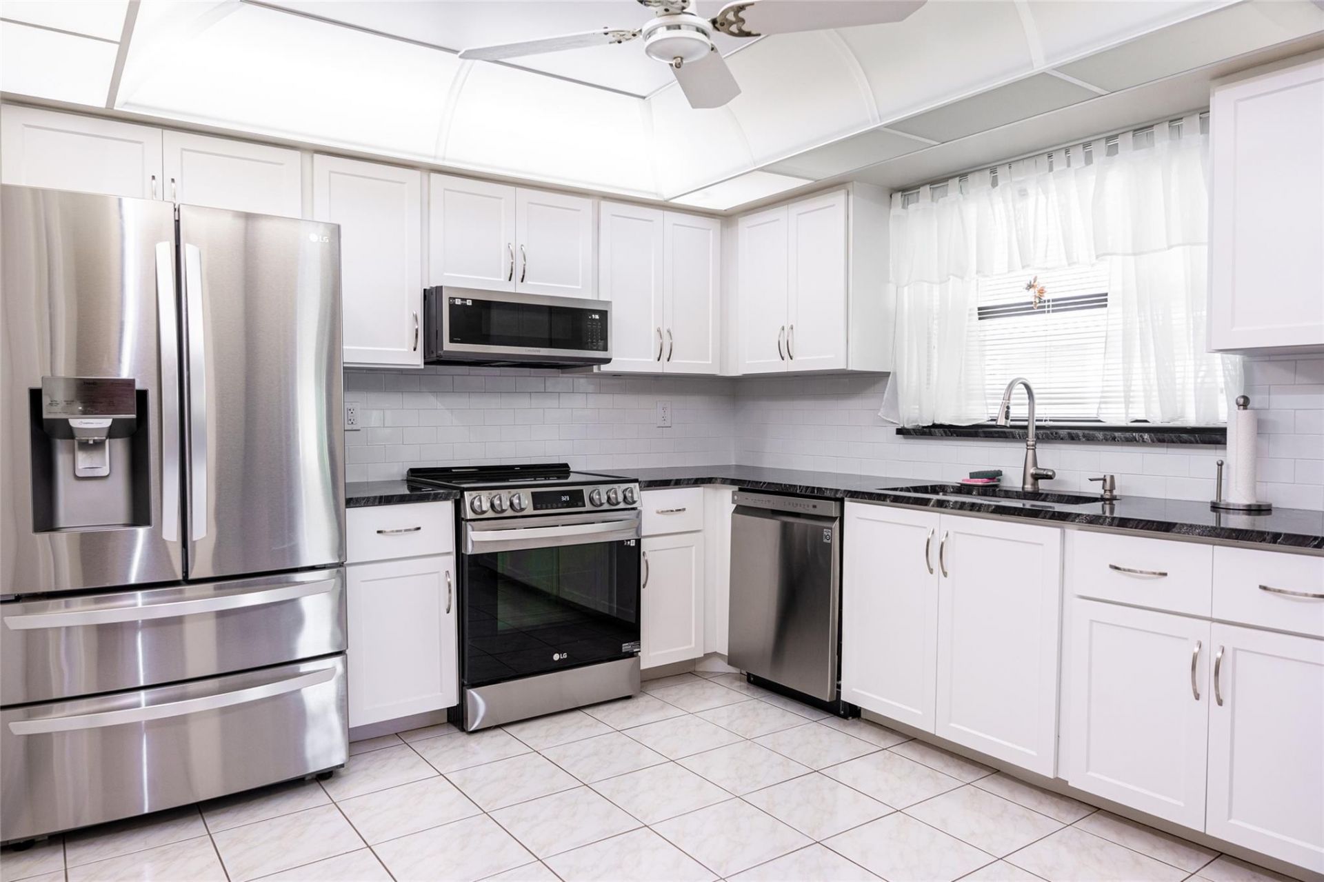 9870 Pecan Tree Drive, Unit B, Boynton Beach, FL 33436 Photo