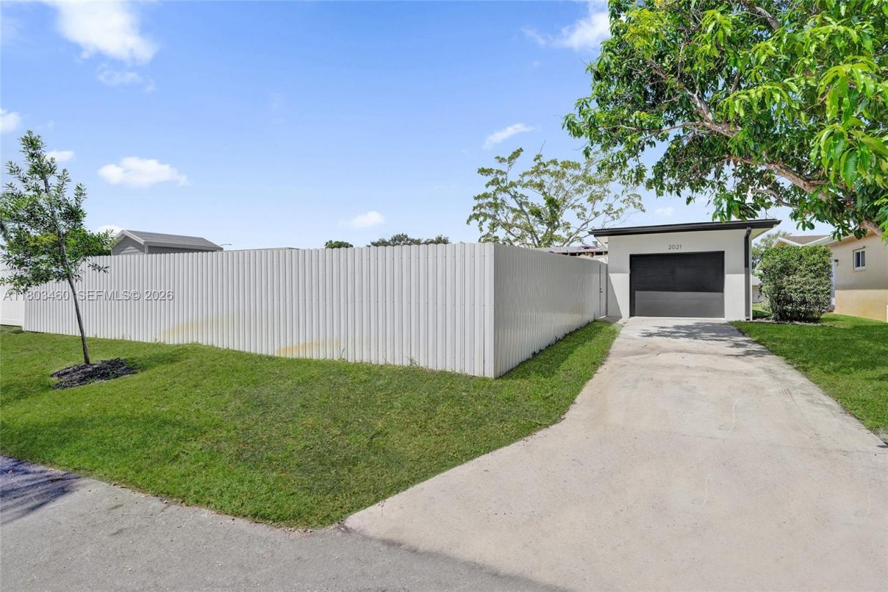 2021 N 53rd Ave, Hollywood, FL 33021 Photo