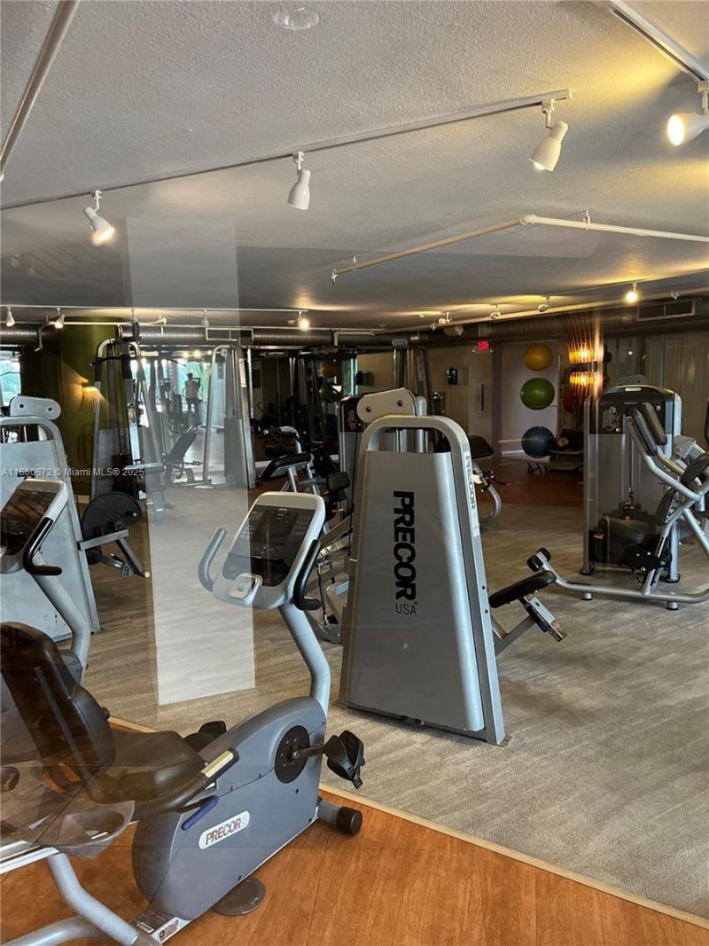 2681 N Flamingo Rd, Unit 2108S, Sunrise, FL 33323 Photo