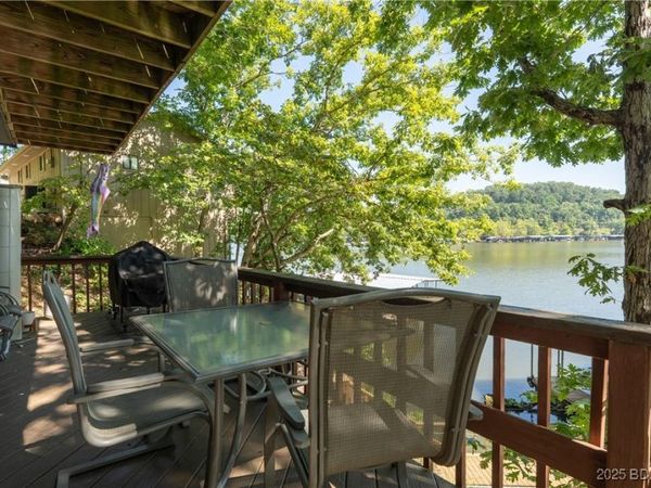 26505 Mesa Drive, Rocky Mount, MO 65072