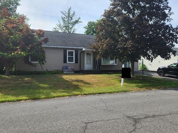 4 Holly Lane, Latham, NY 12110