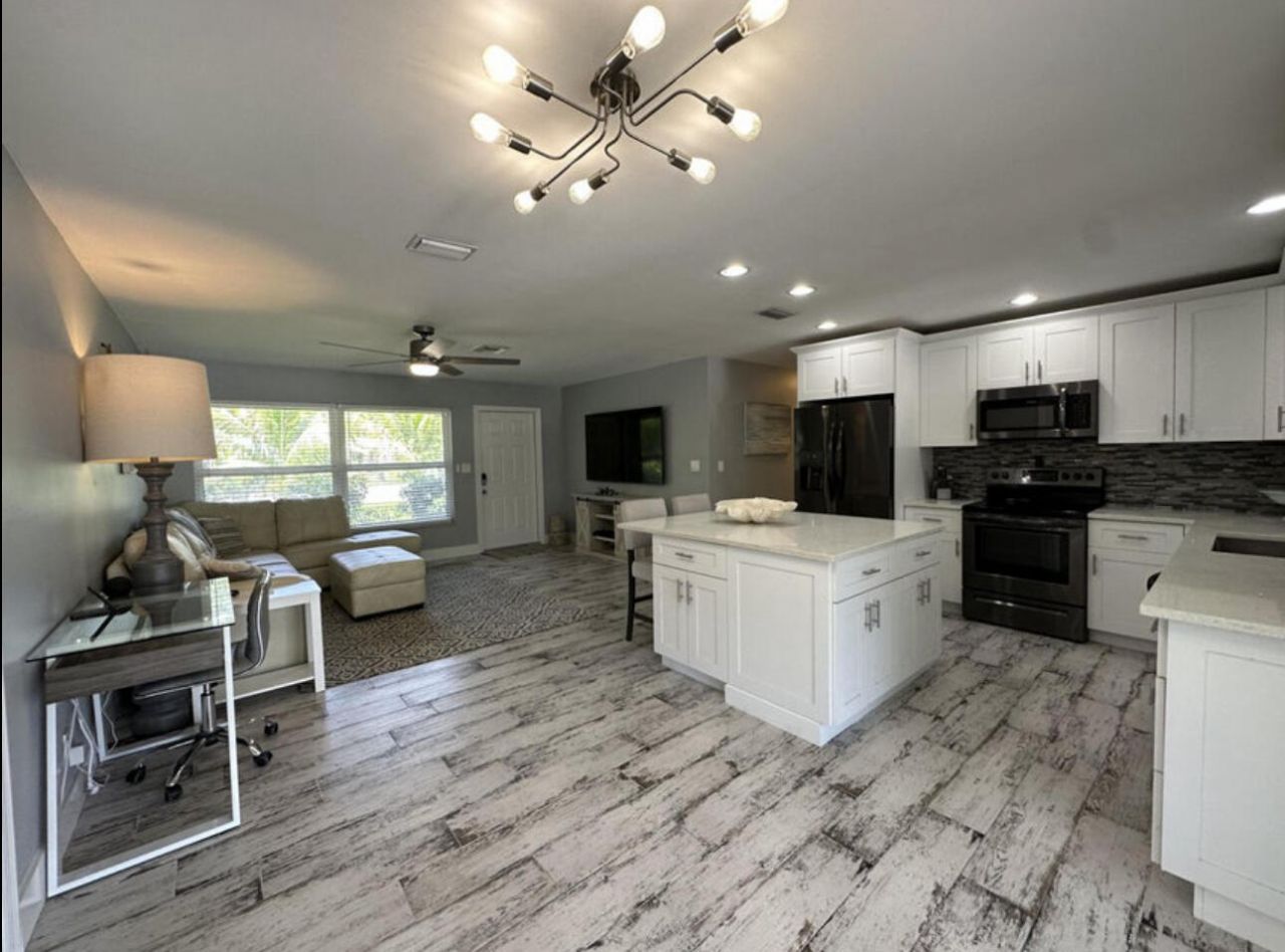 270 NW 36th Street, Boca Raton, FL 33431 Photo