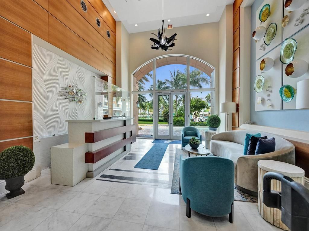 625 Casa Loma Boulevard, Unit Ph06, Boynton Beach, FL 33435 Photo