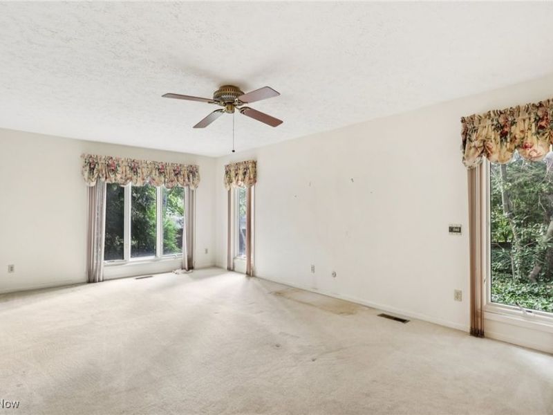 333 N Portage Path, Unit 34, Akron, OH 44303 Photo 17