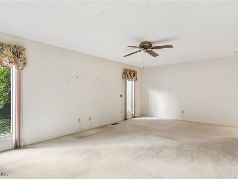 333 N Portage Path, Unit 34, Akron, OH 44303 Photo 18