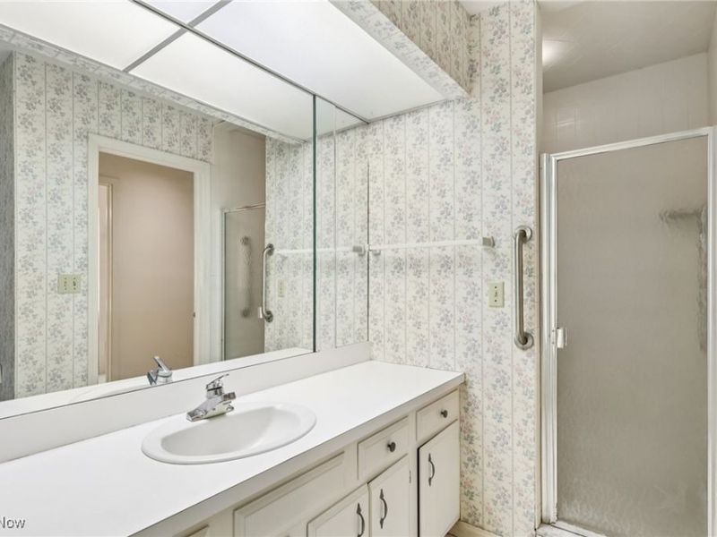 333 N Portage Path, Unit 34, Akron, OH 44303 Photo 20