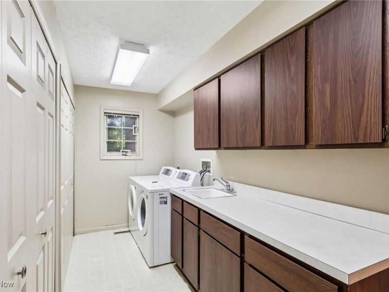 333 N Portage Path, Unit 34, Akron, OH 44303 Photo 22